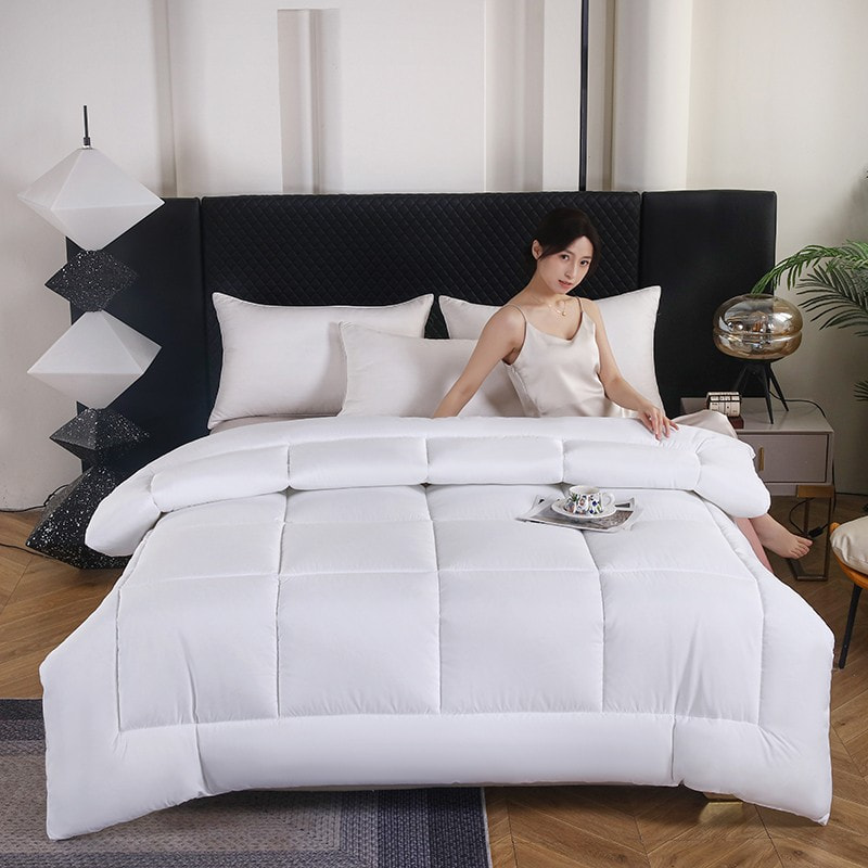 Solid Hotel Linen Comforter Set