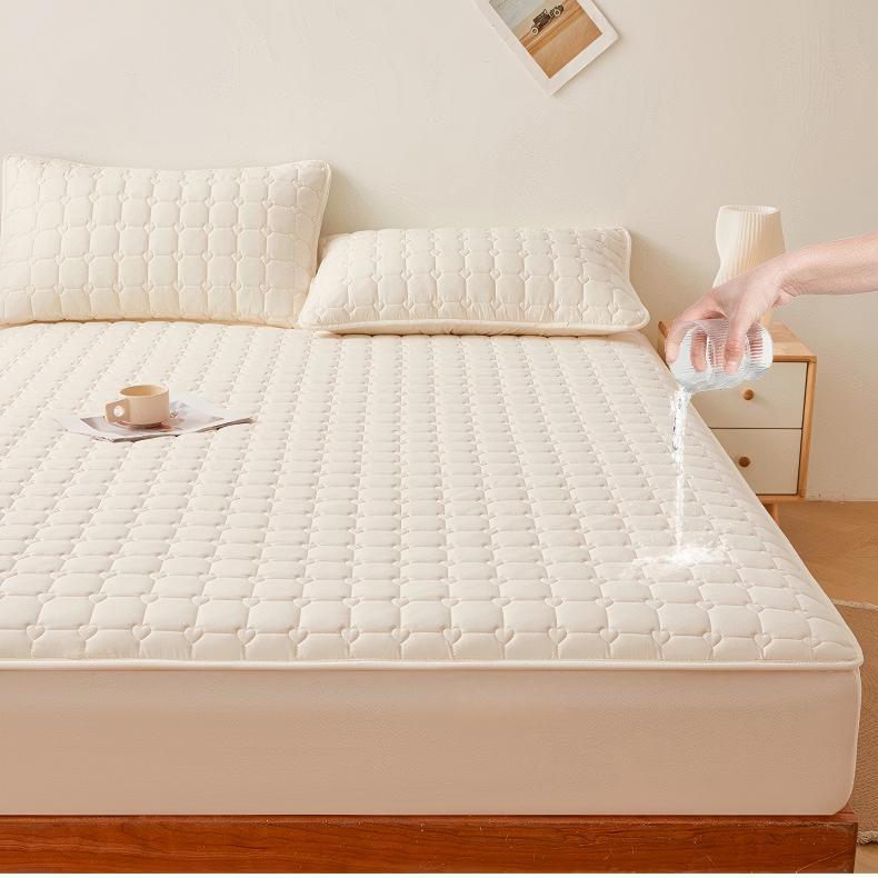 Washed Brushed Quilted Waterproof Fitted Sheet with Heart Checkered Design – Soft, Breathable & 360° Mattress Protection