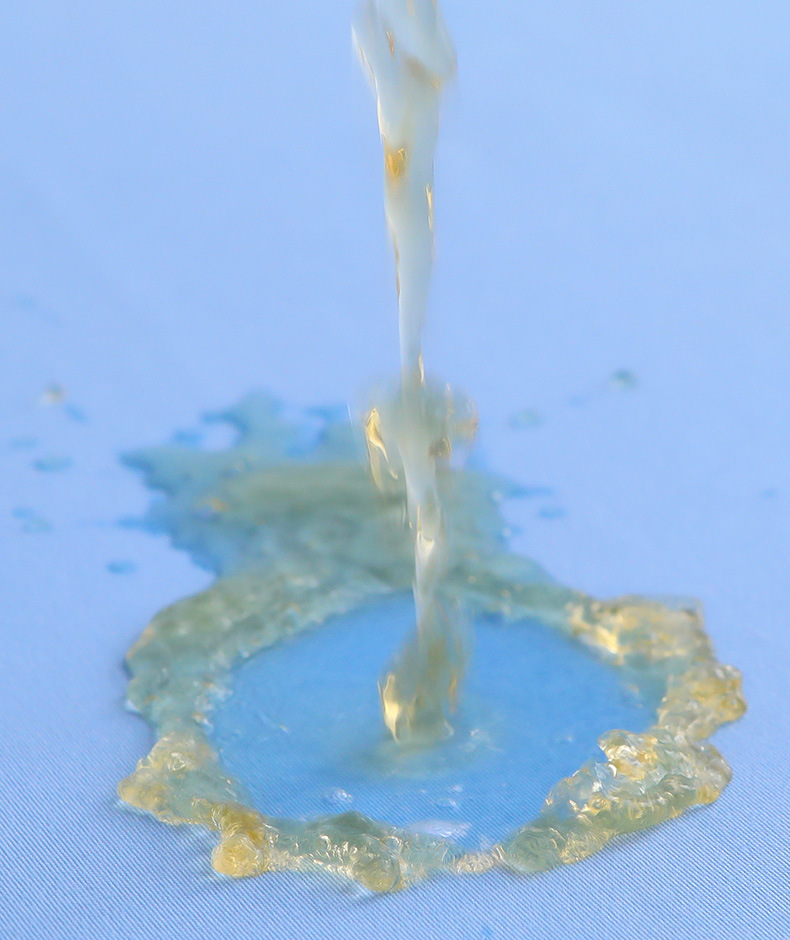 Soft Brushed Waterproof Fitted Sheet – Skin-Friendly Fabric with 360° Mattress Protection