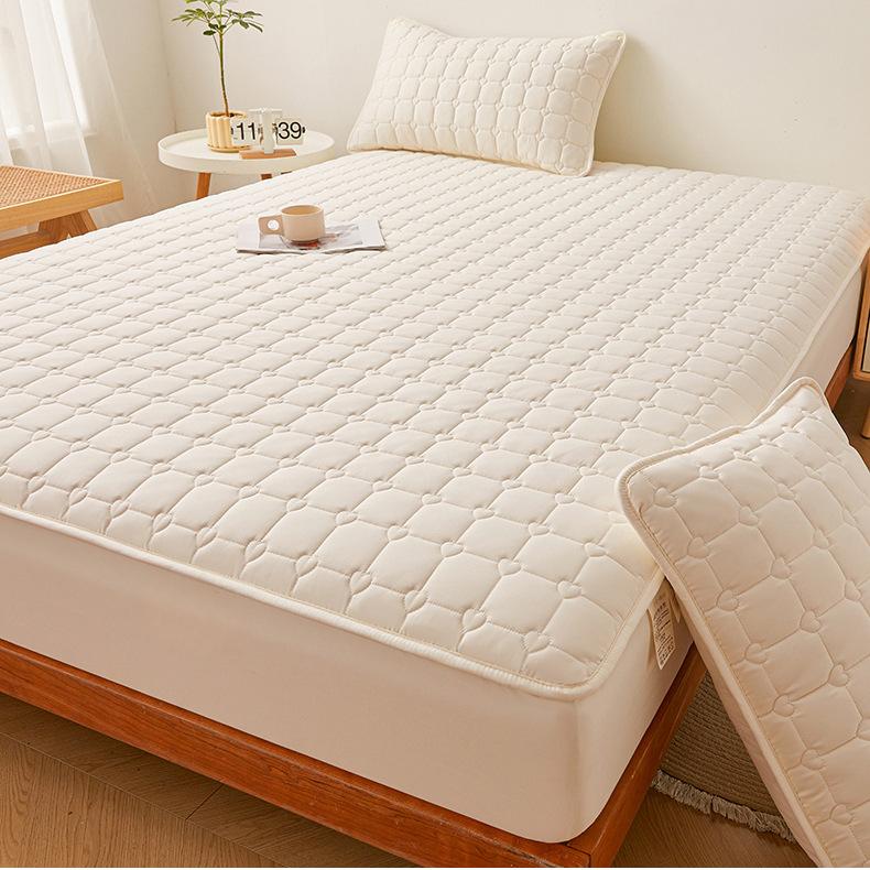 Washed Brushed Quilted Waterproof Fitted Sheet with Heart Checkered Design – Soft, Breathable & 360° Mattress Protection
