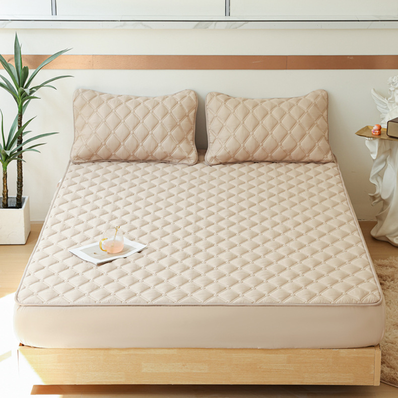 Washed Brushed Quilted Waterproof Fitted Sheet with Double Diamond Stitching – Soft, Breathable & 360° Mattress Protection