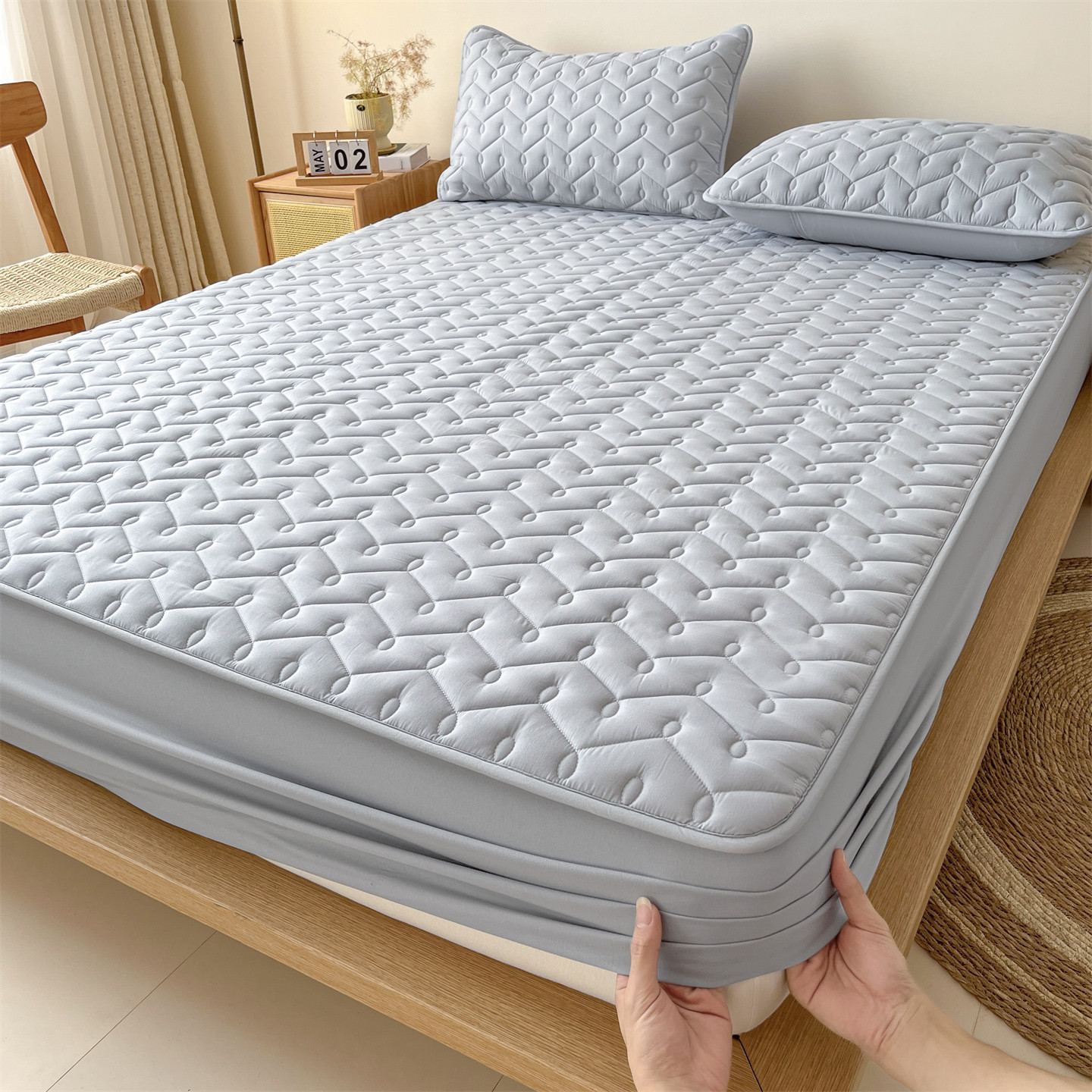 Washed Brushed Quilted Waterproof Fitted Sheet with Rippled Design – Soft, Breathable & 360° Mattress Protection