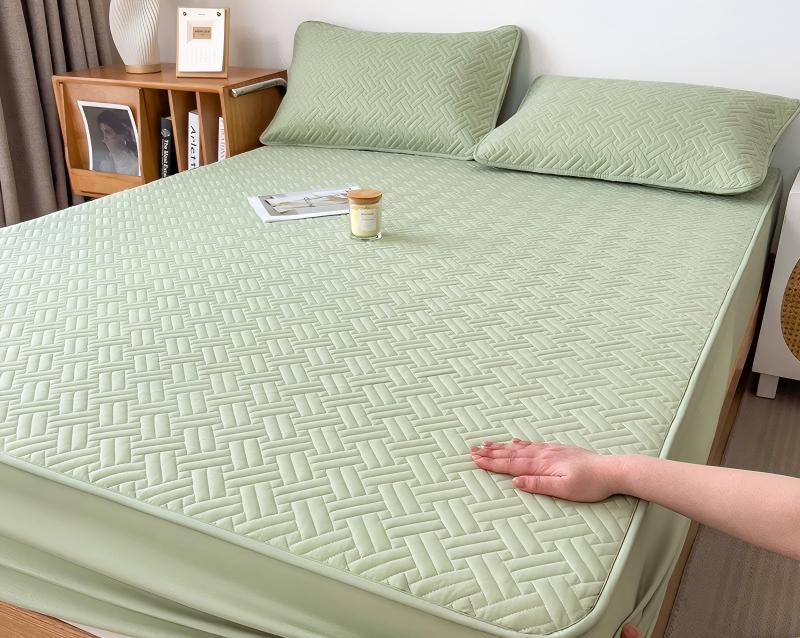 Washed Brushed Quilted Waterproof Fitted Sheet with Crosshatch Design – Soft, Breathable & 360° Mattress Protection