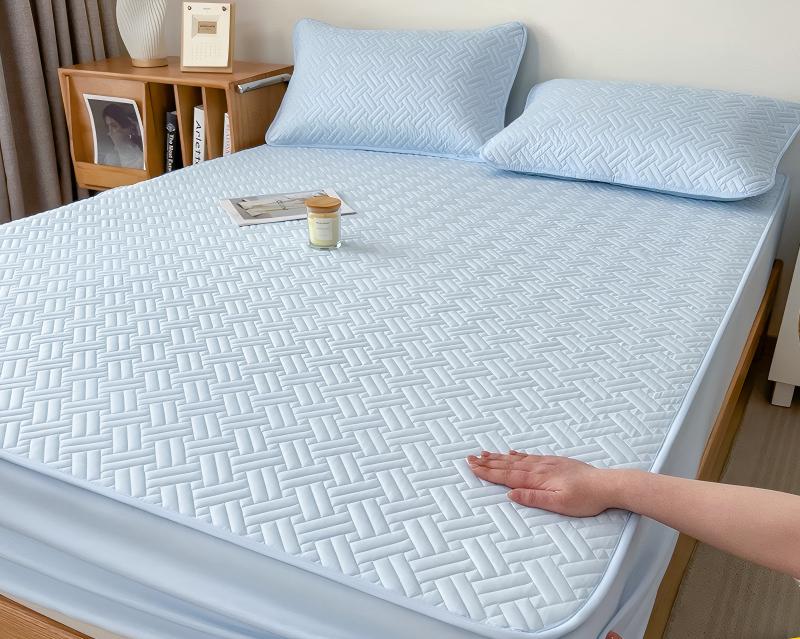 Washed Brushed Quilted Waterproof Fitted Sheet with Crosshatch Design – Soft, Breathable & 360° Mattress Protection