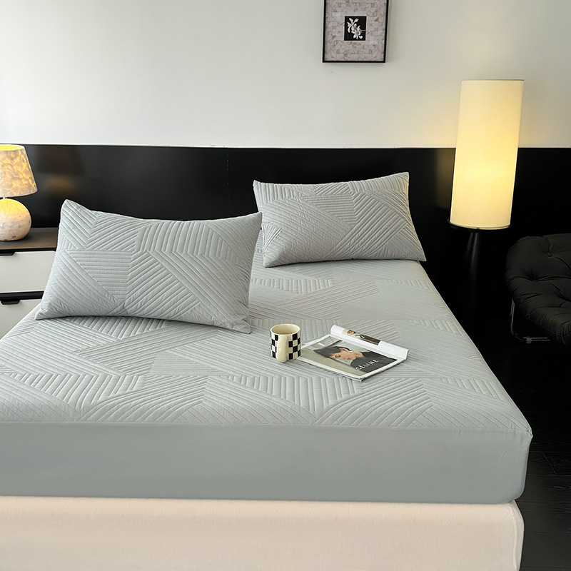 Washed Brushed Quilted Waterproof Fitted Sheet with Star Pattern – Soft, Breathable & 360° Mattress Protection