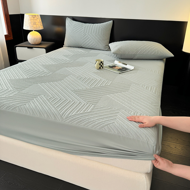 Washed Brushed Quilted Waterproof Fitted Sheet with Star Pattern – Soft, Breathable & 360° Mattress Protection