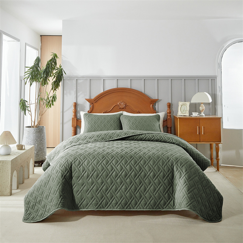 Microfiber Quilted Bedspread Set with Diagonal Grid Stitch – Soft, Breathable & Easy-Care 3-Piece Bedding Set