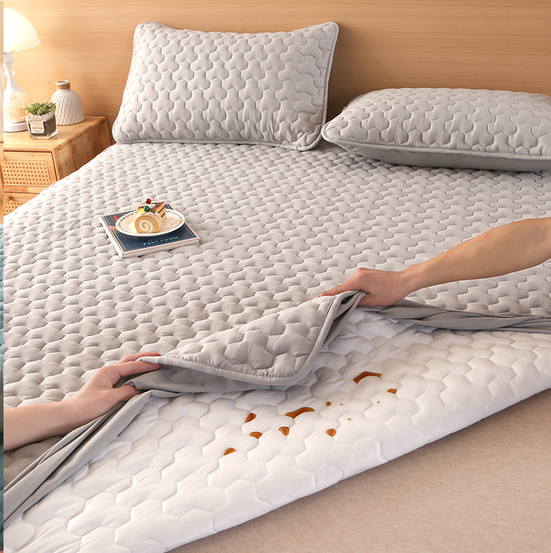 Washed Brushed Quilted Waterproof Fitted Sheet with Triangular Diamond Design – Soft, Breathable & 360° Mattress Protection