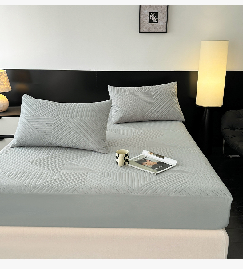 Washed Brushed Quilted Waterproof Fitted Sheet with Star Pattern – Soft, Breathable & 360° Mattress Protection