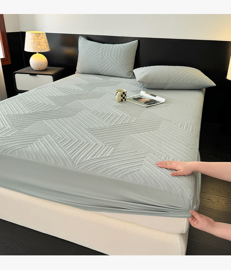 Washed Brushed Quilted Waterproof Fitted Sheet with Star Pattern – Soft, Breathable & 360° Mattress Protection