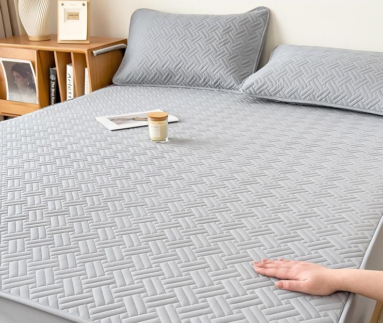 Washed Brushed Quilted Waterproof Fitted Sheet with Crosshatch Design – Soft, Breathable & 360° Mattress Protection