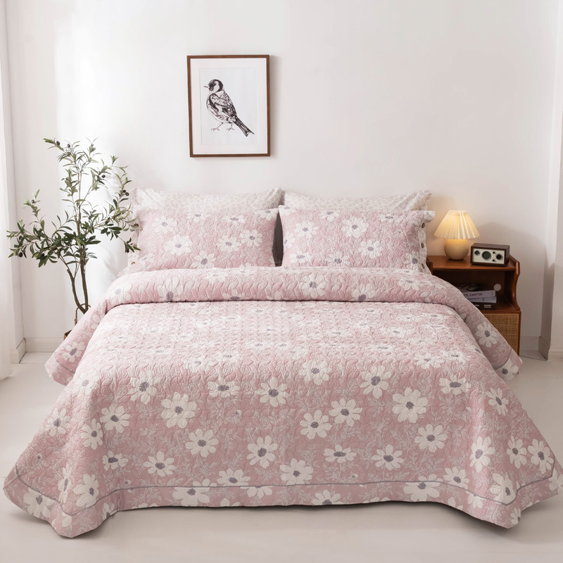 Printed Microfiber Quilted Bedspread Set – Soft, Breathable & Easy-Care 3-Piece Bedspread Set 