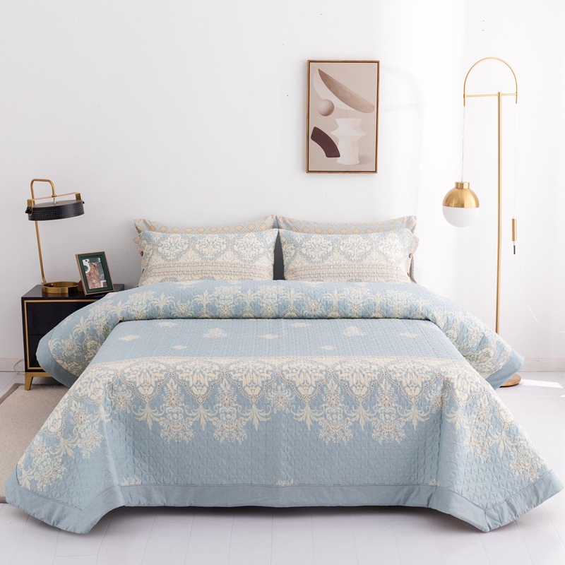Printed Microfiber Quilted Bedspread Set – Soft, Breathable & Easy-Care 3-Piece Bedspread Set 