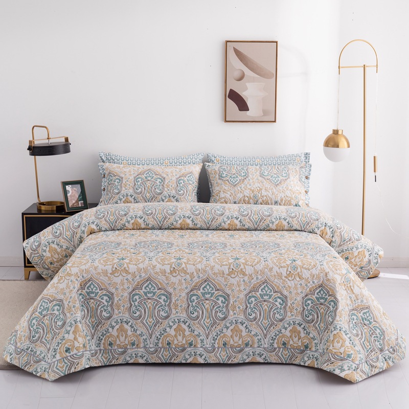 Printed Microfiber Quilted Bedspread Set – Soft, Breathable & Easy-Care 3-Piece Bedspread Set 