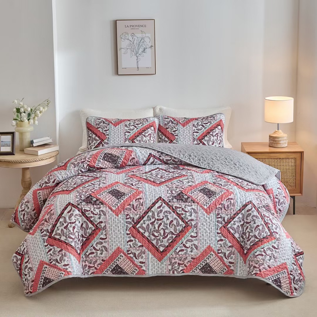 Bohemian Style Quilted Microfiber Bedspread Set – Soft, Reversible & Down-Alternative Filling