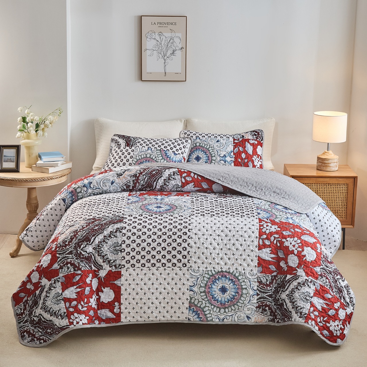 Bohemian Style Quilted Microfiber Bedspread Set – Soft, Reversible & Down-Alternative Filling