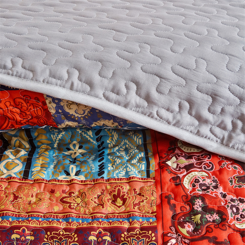 Bohemian Style Quilted Microfiber Bedspread Set – Soft, Reversible & Down-Alternative Filling