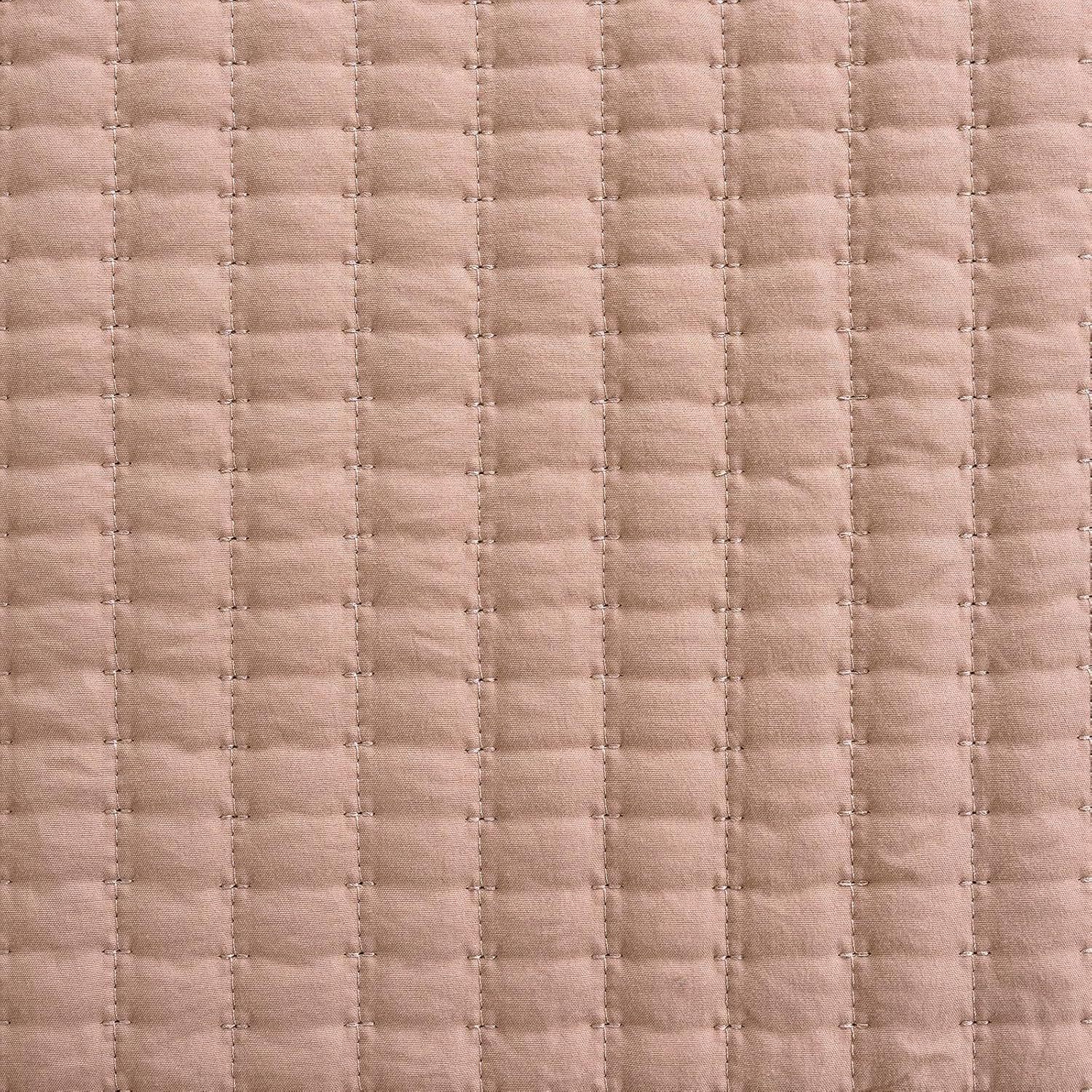 Cotton Quilted Bedspread Set with Small Check Pattern – Soft, Breathable & Easy-Care 3-Piece Bedspread Set