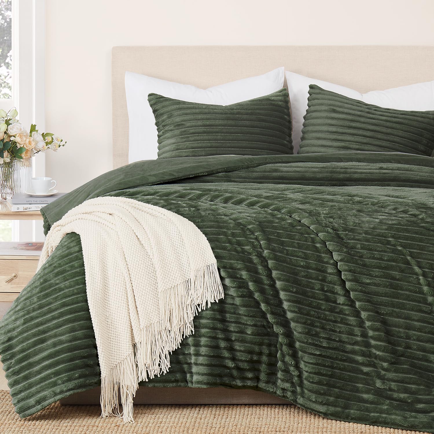 Fluffy Striped Plush Comforter Set – Reversible Design, Warm & Soft Bedding Set