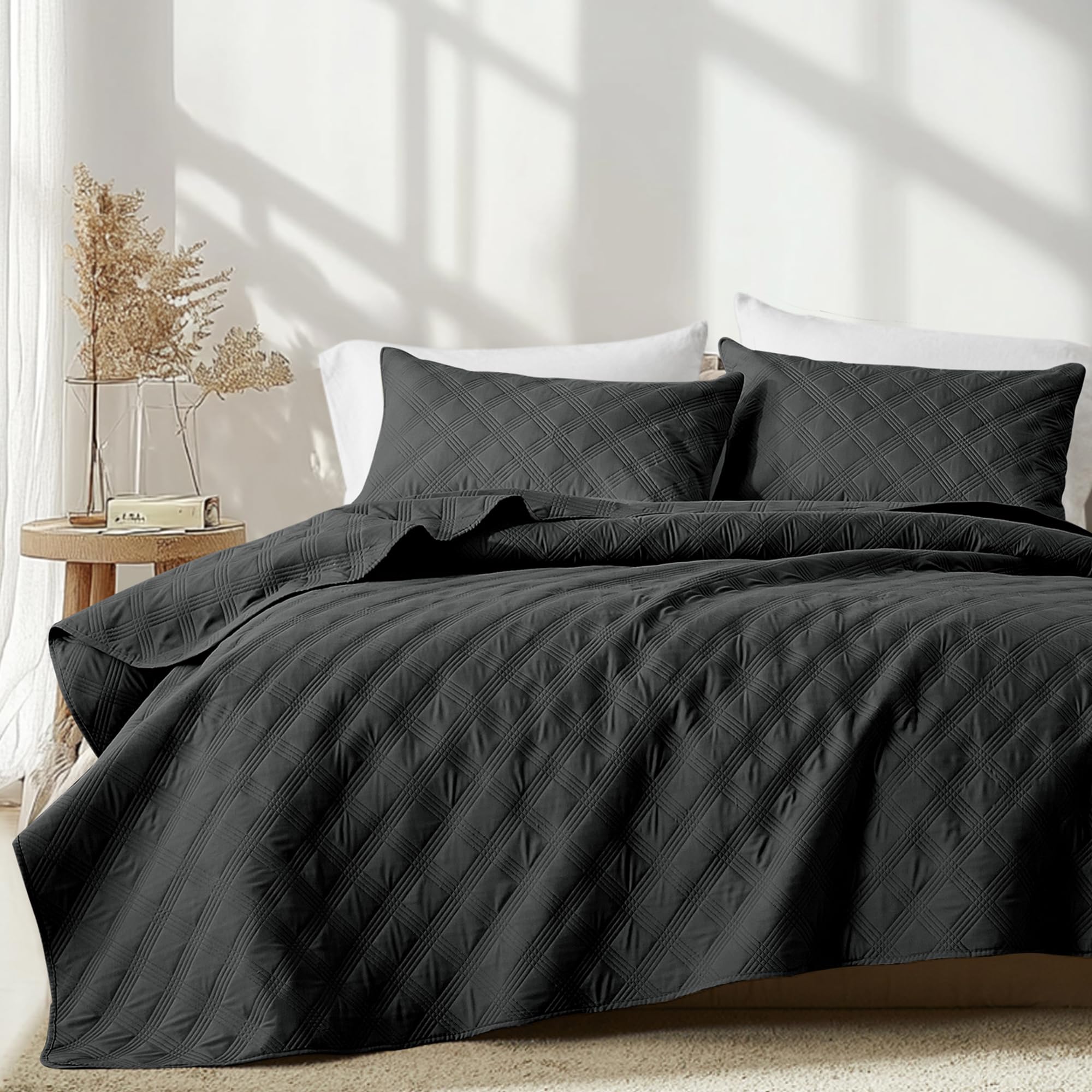 Microfiber Quilted Bedspread Set – Classic Diamond Ultrasonic Embossing, 3-Piece Soft & Breathable Bedspread Set