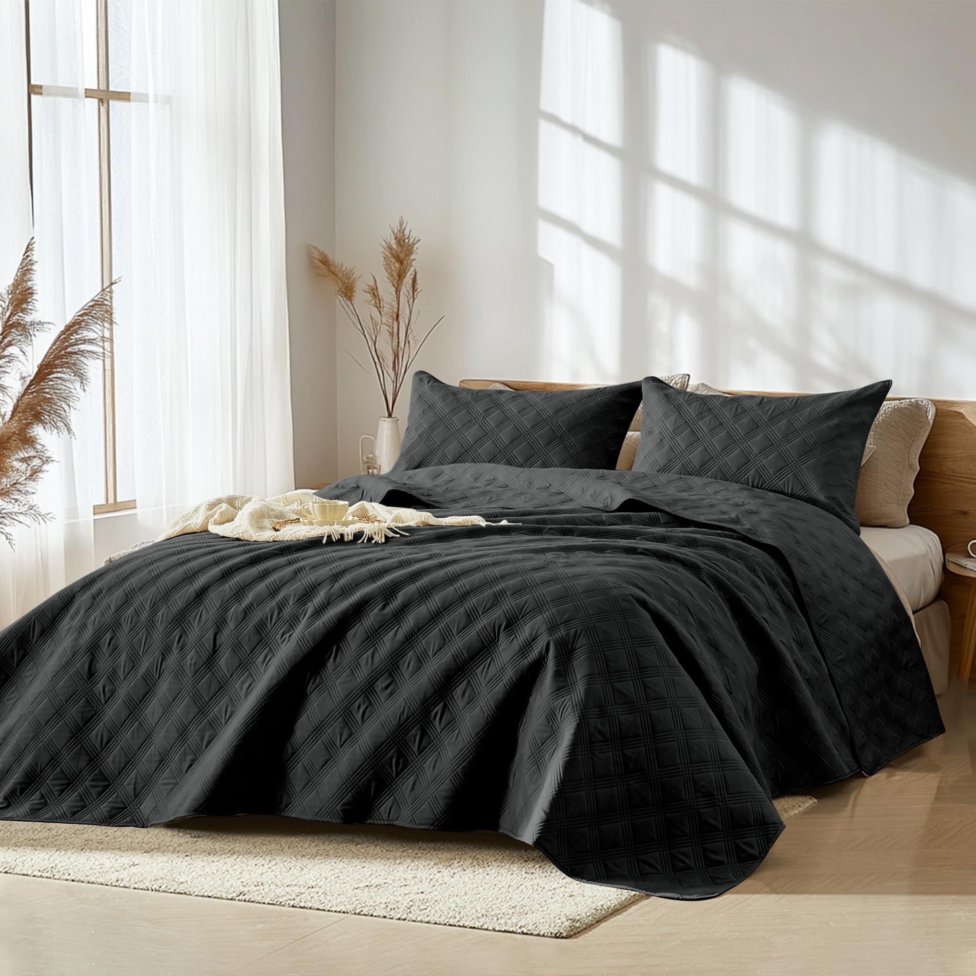 Microfiber Quilted Bedspread Set – Classic Diamond Ultrasonic Embossing, 3-Piece Soft & Breathable Bedspread Set