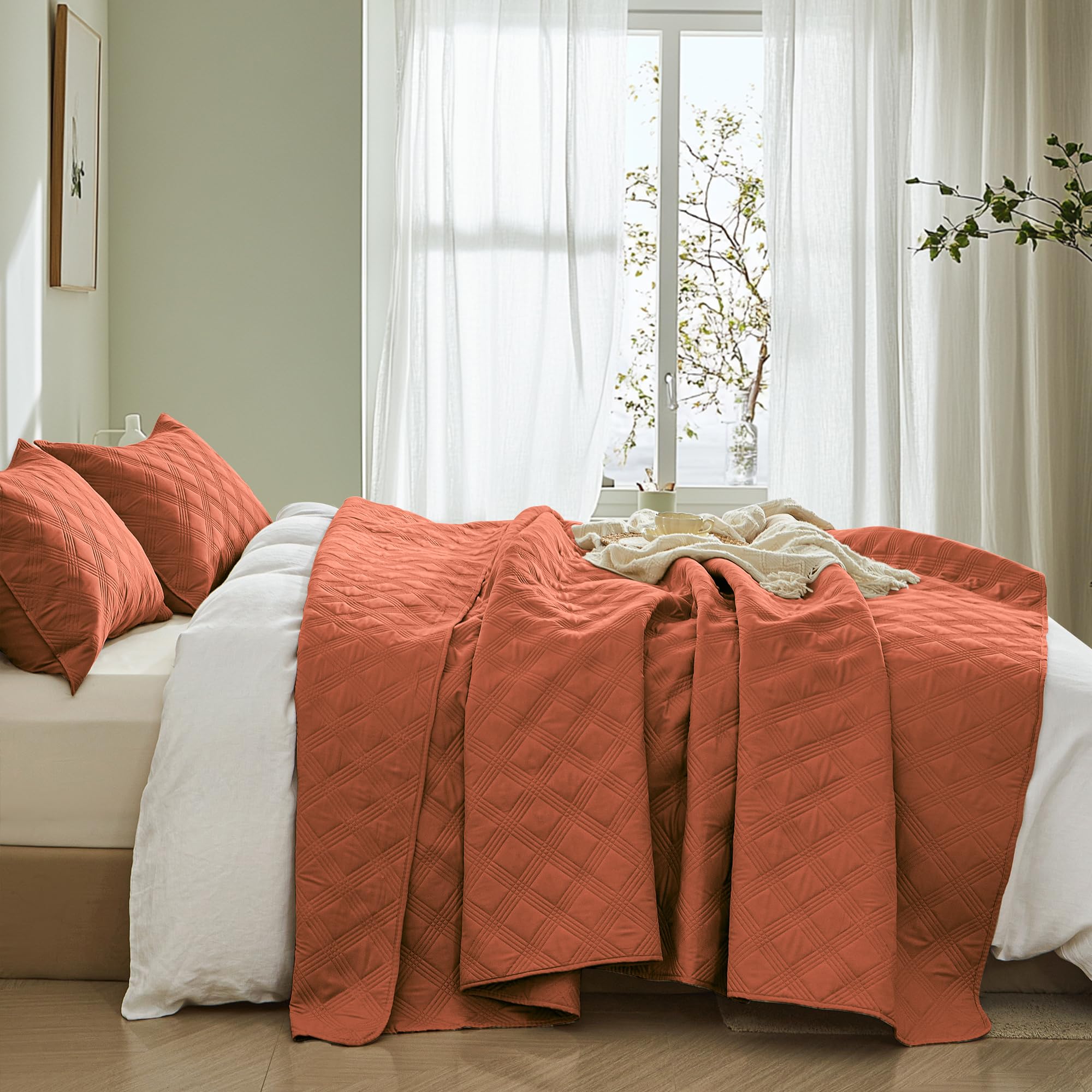 Microfiber Quilted Bedspread Set – Classic Diamond Ultrasonic Embossing, 3-Piece Soft & Breathable Bedspread Set