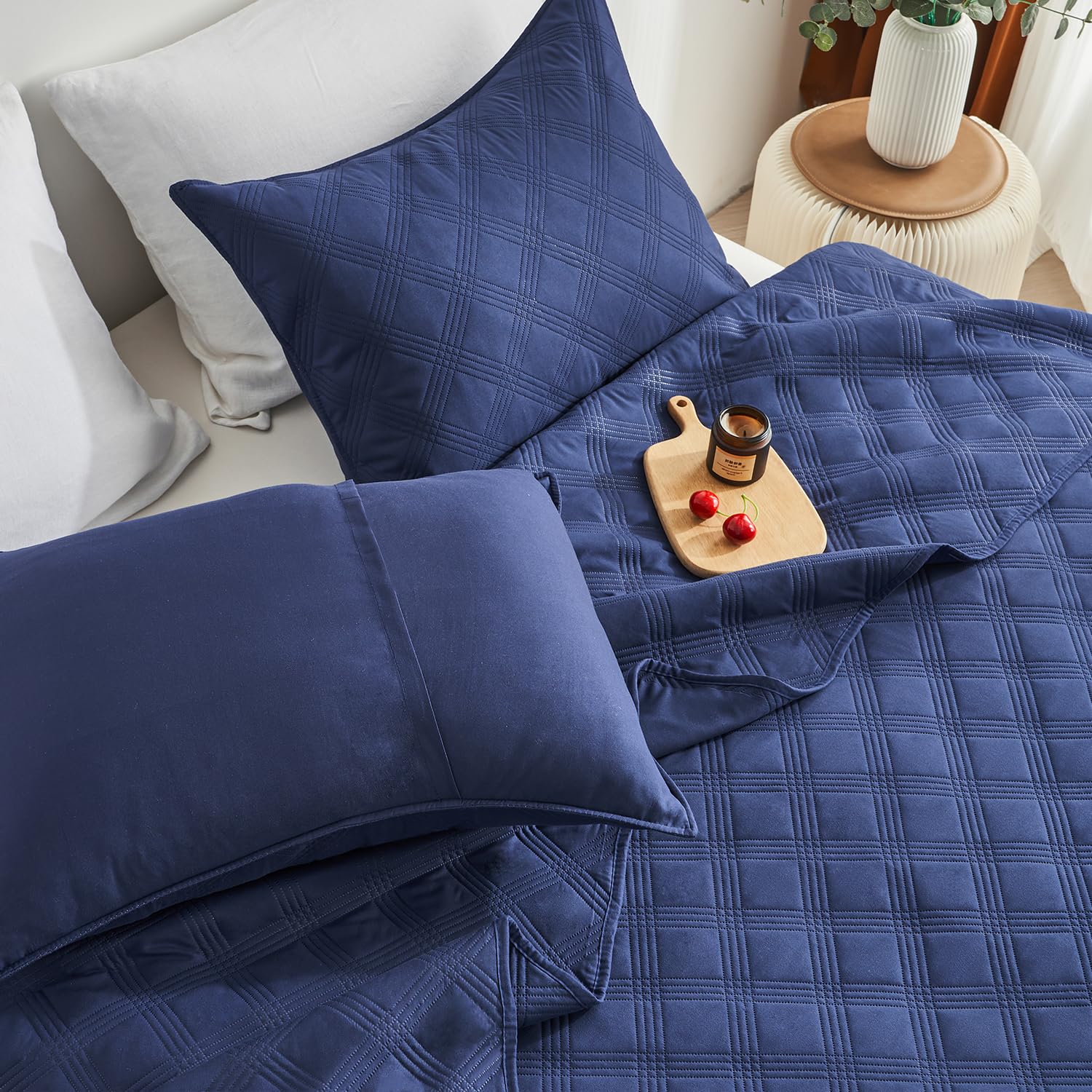 Microfiber Quilted Bedspread Set – Classic Diamond Ultrasonic Embossing, 3-Piece Soft & Breathable Bedspread Set