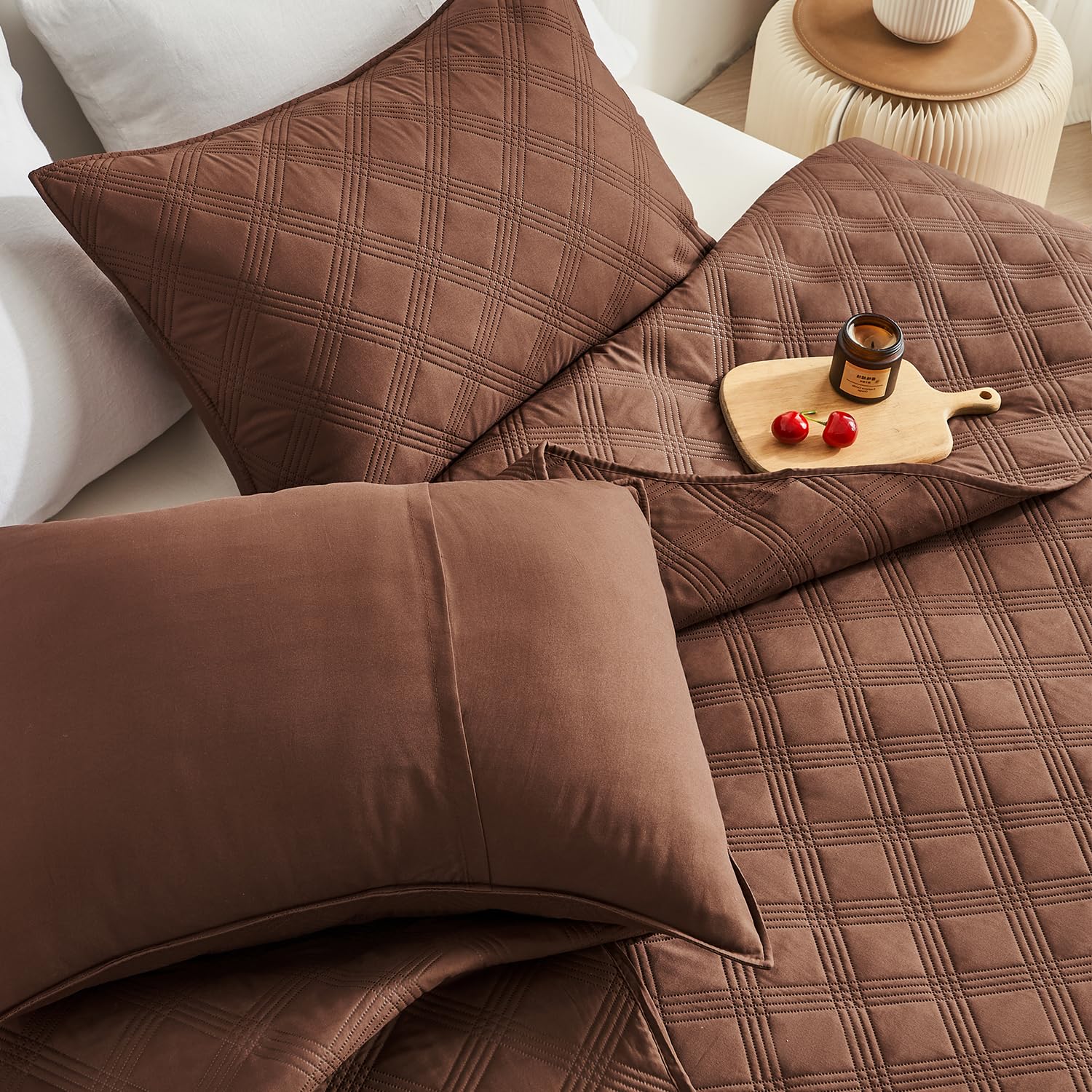 Microfiber Quilted Bedspread Set – Classic Diamond Ultrasonic Embossing, 3-Piece Soft & Breathable Bedspread Set