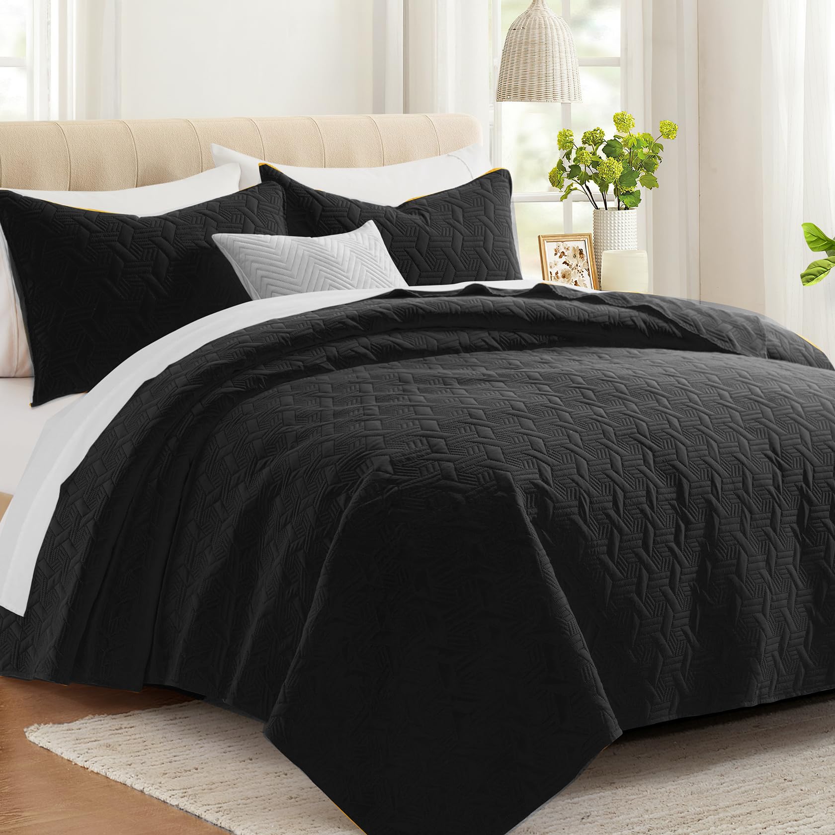 Microfiber Quilted Bedspread Set – Elegant Basket Pattern Ultrasonic Embossing, 3-Piece Soft & Breathable Bedspread Set