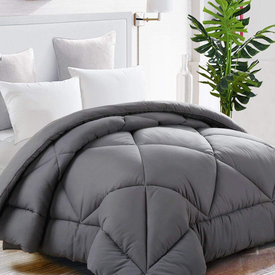 Microfiber Brushed Comforter Set – Soft, Breathable & Lightweight Bedding with Diamond Quilted Design