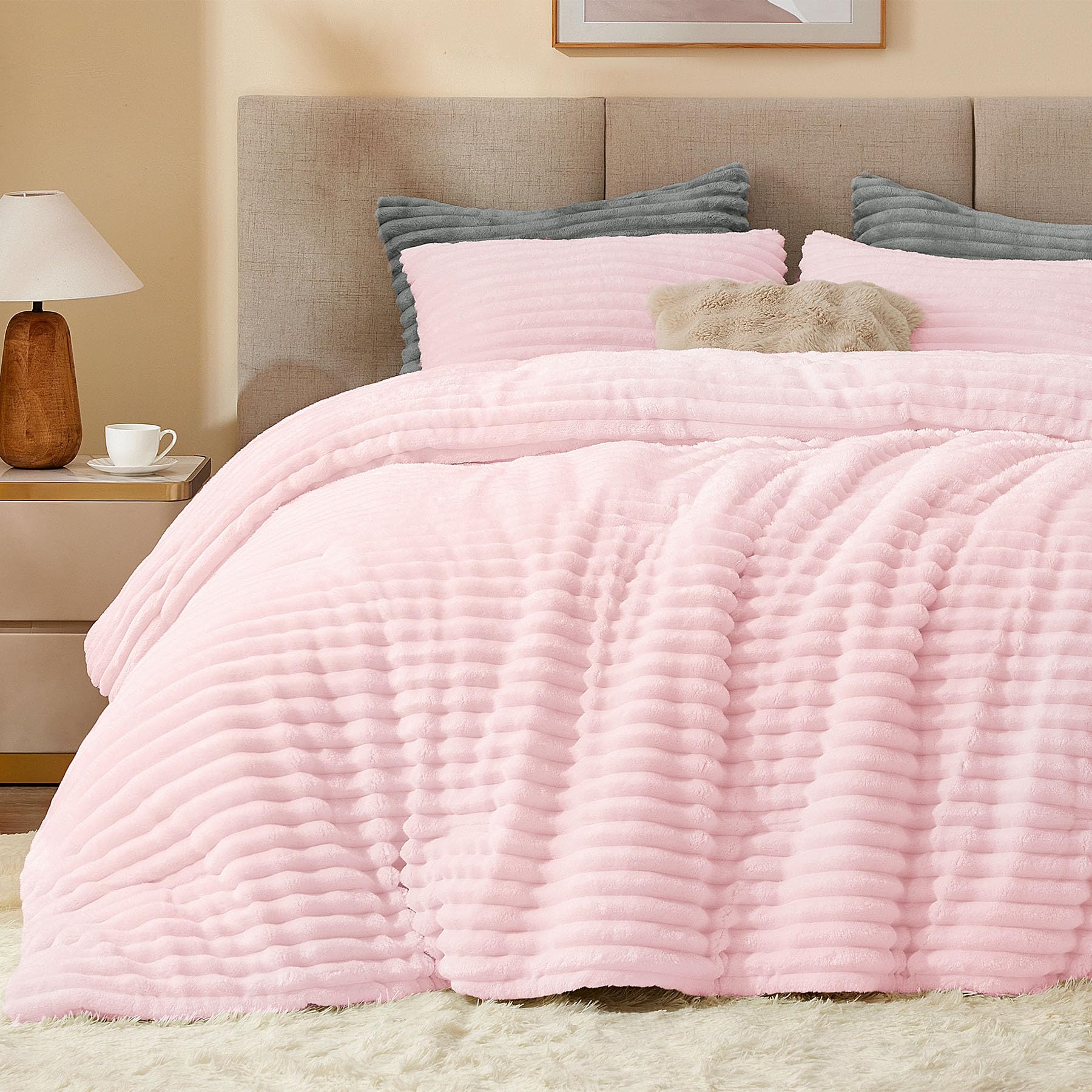 Faux Rabbit Fur Striped Duvet Cover Set – Ultra Soft & Warm Bedding with Milk Velvet Reverse, 3-Piece Duvet Cover Set