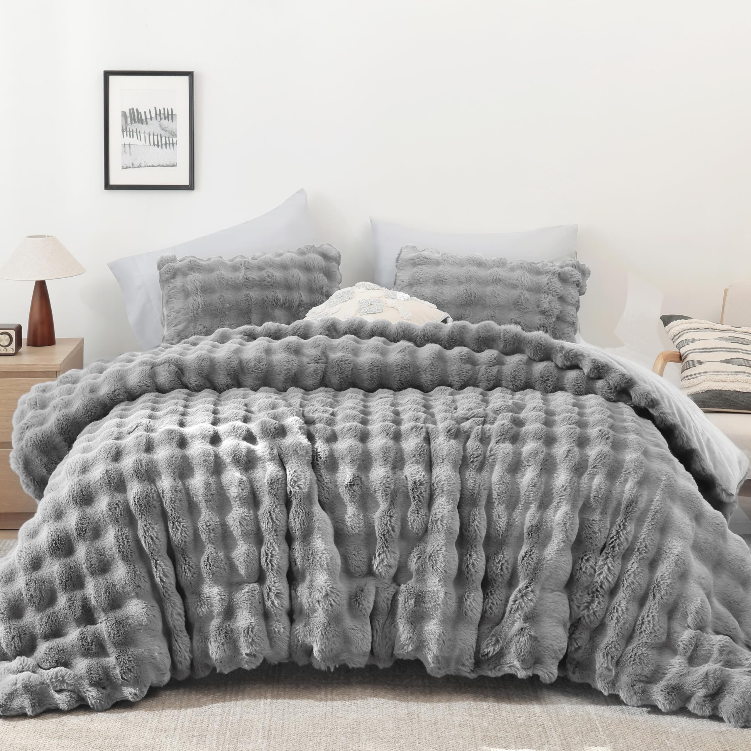 Luxury Faux Rabbit Fur Bubble Comforter Set – Wave Texture Design, Soft & Warm Bedding with Milk Velvet Back