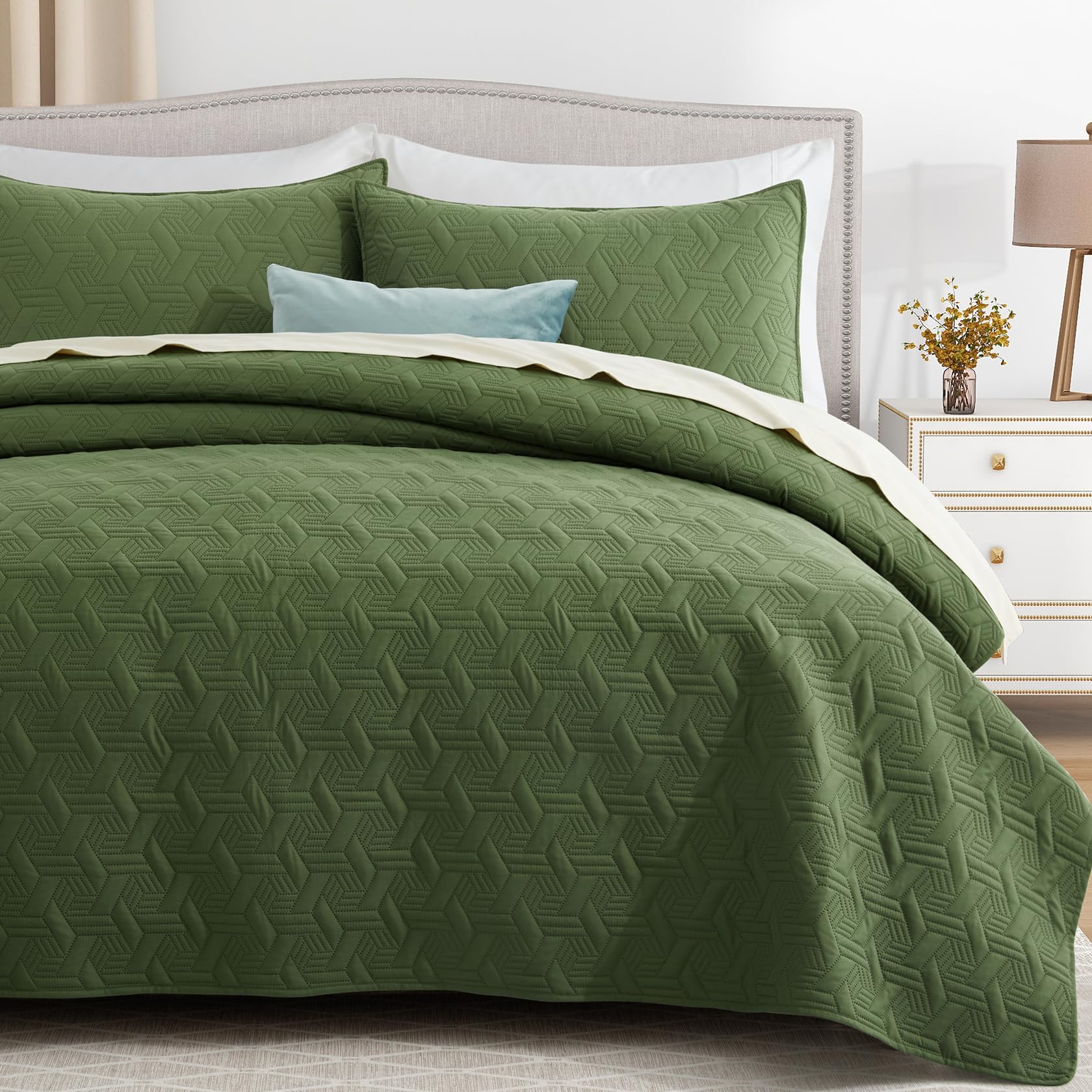 Microfiber Quilted Bedspread Set – Elegant Basket Pattern Ultrasonic Embossing, 3-Piece Soft & Breathable Bedspread Set