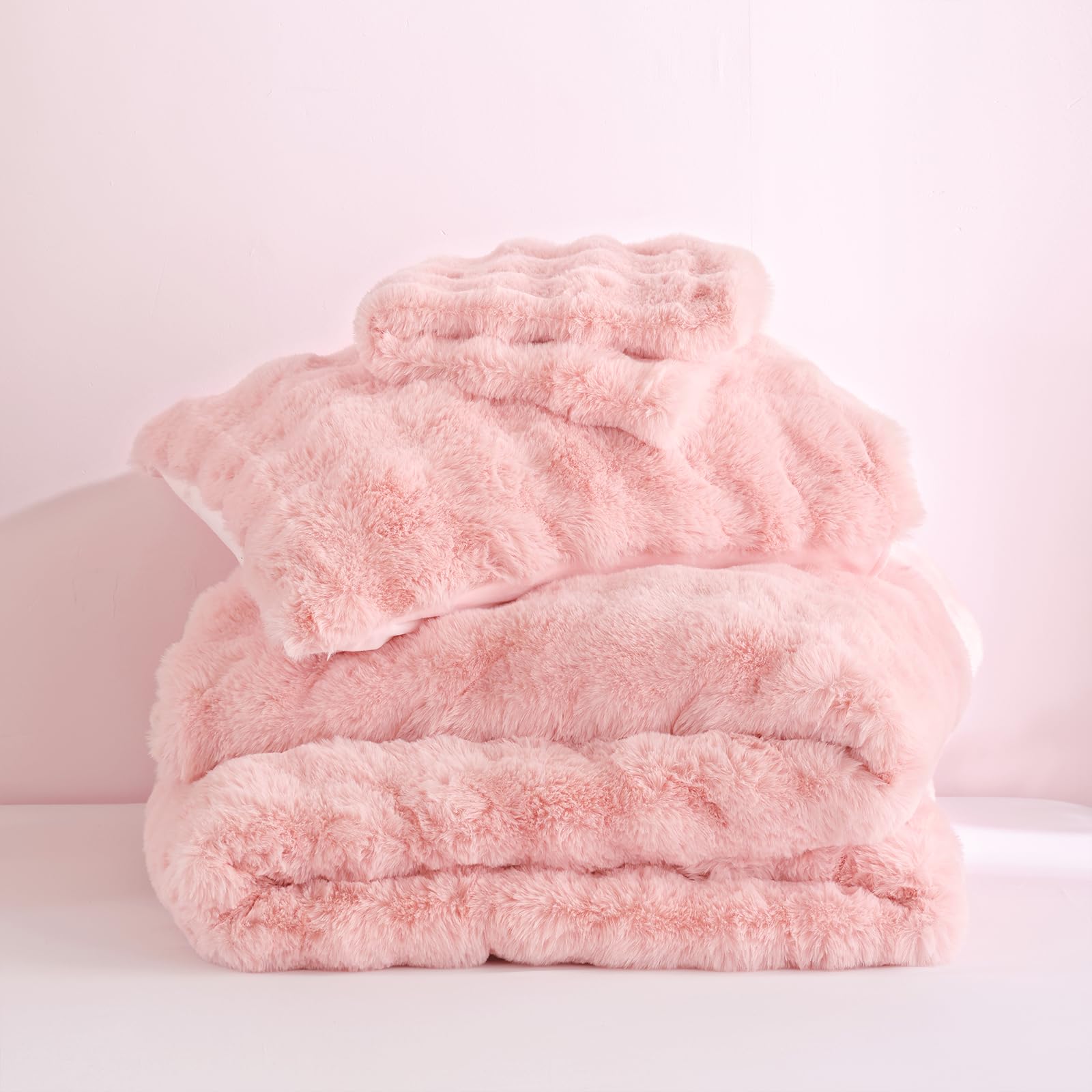 Luxury Faux Rabbit Fur Bubble Comforter Set – Wave Texture Design, Soft & Warm Bedding with Milk Velvet Back