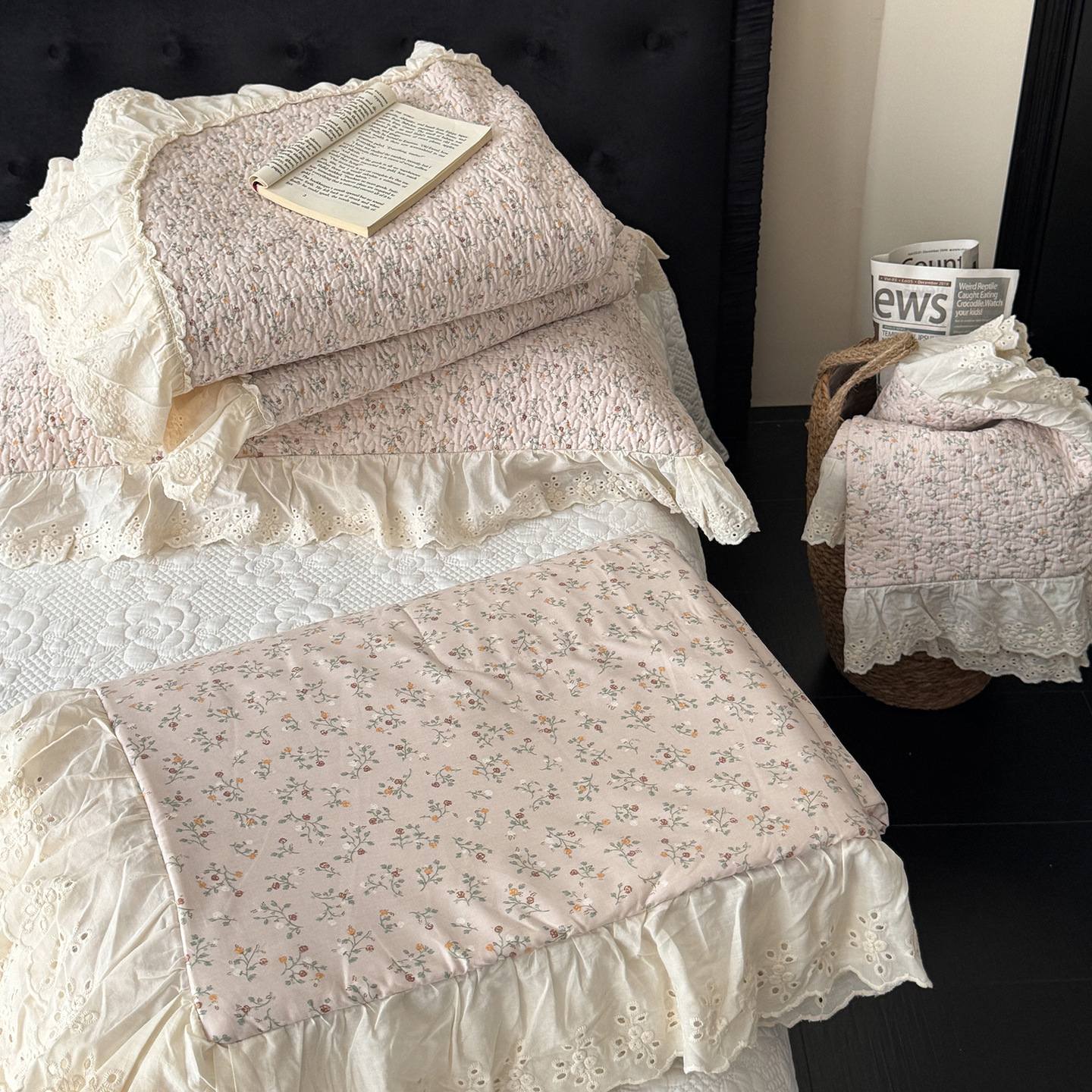 Cotton Quilted Bedspread Set – French Floral printed with Large Lace Trim, 3-Piece Soft & Breathable Bedspread