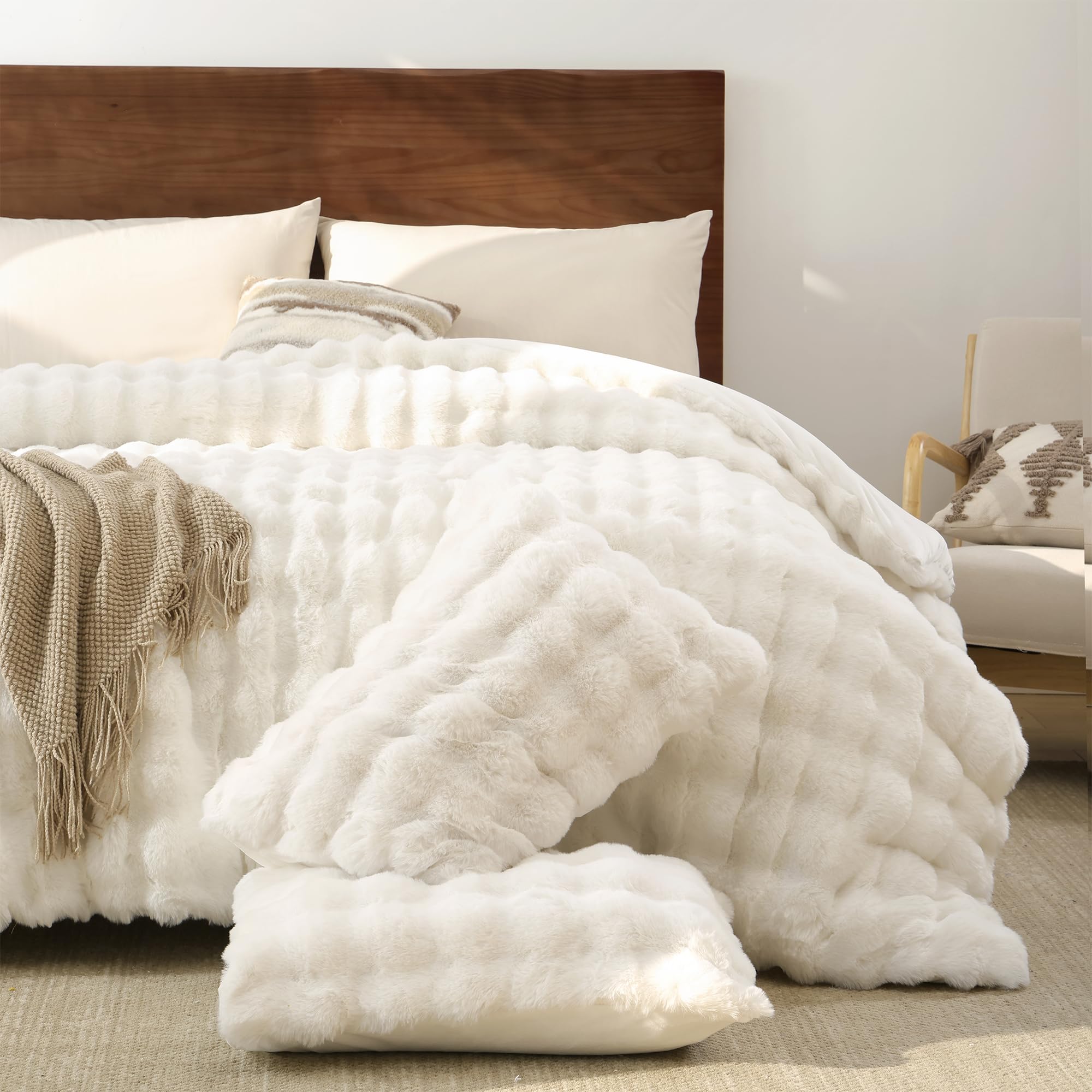 Luxury Faux Rabbit Fur Bubble Comforter Set – Wave Texture Design, Soft & Warm Bedding with Milk Velvet Back