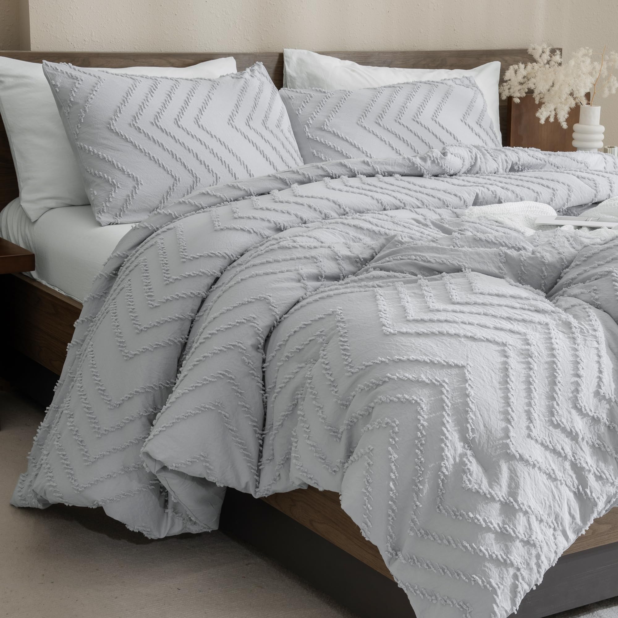 Chevron Tufted Comforter Set – Textured Design, Soft & Lightweight All-Season Bedding