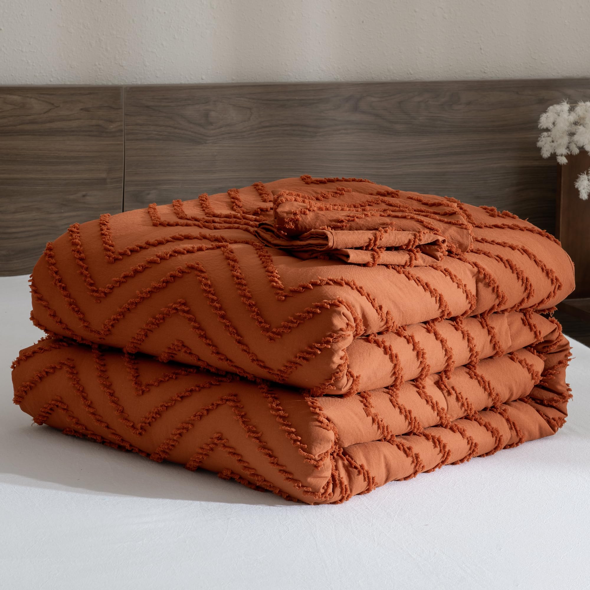 Chevron Tufted Comforter Set – Textured Design, Soft & Lightweight All-Season Bedding