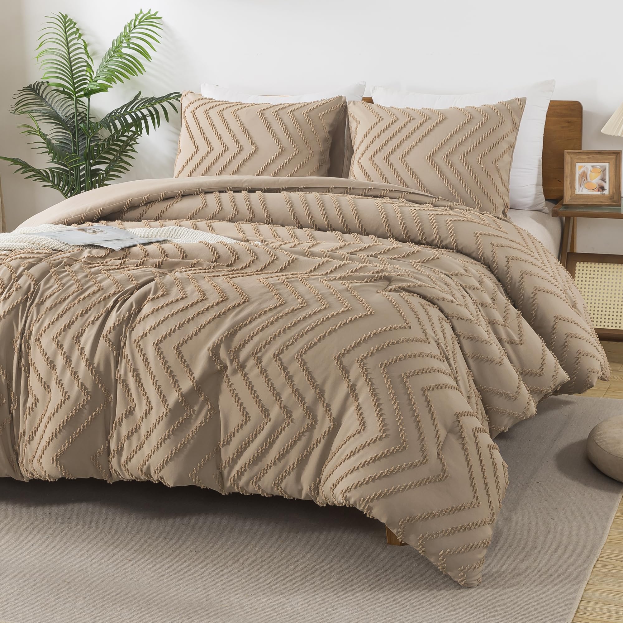 Chevron Tufted Comforter Set – Textured Design, Soft & Lightweight All-Season Bedding