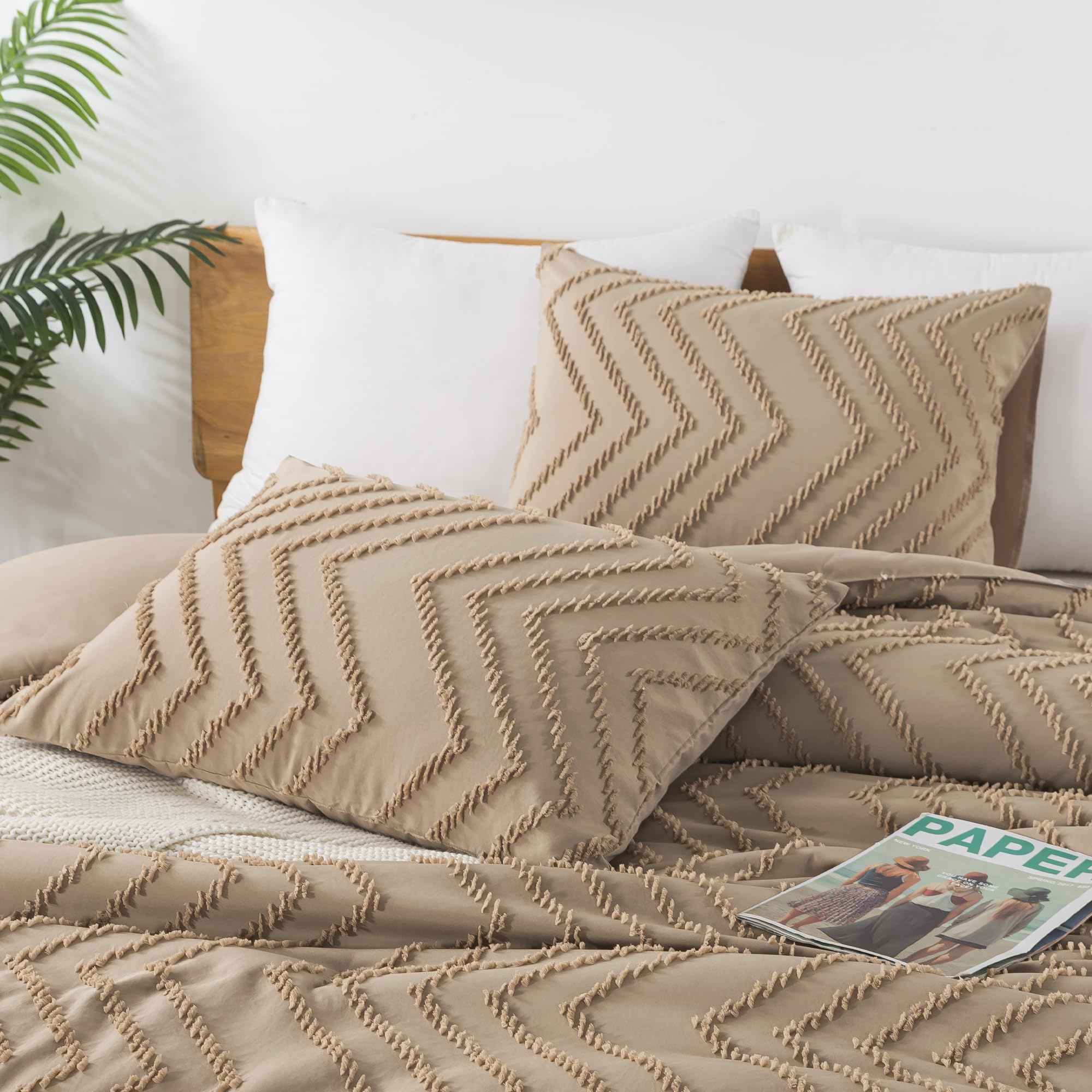 Chevron Tufted Comforter Set – Textured Design, Soft & Lightweight All-Season Bedding
