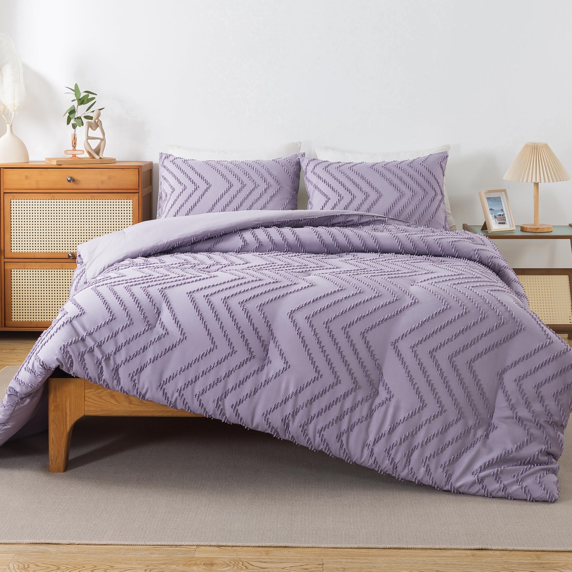 Chevron Tufted Comforter Set – Textured Design, Soft & Lightweight All-Season Bedding