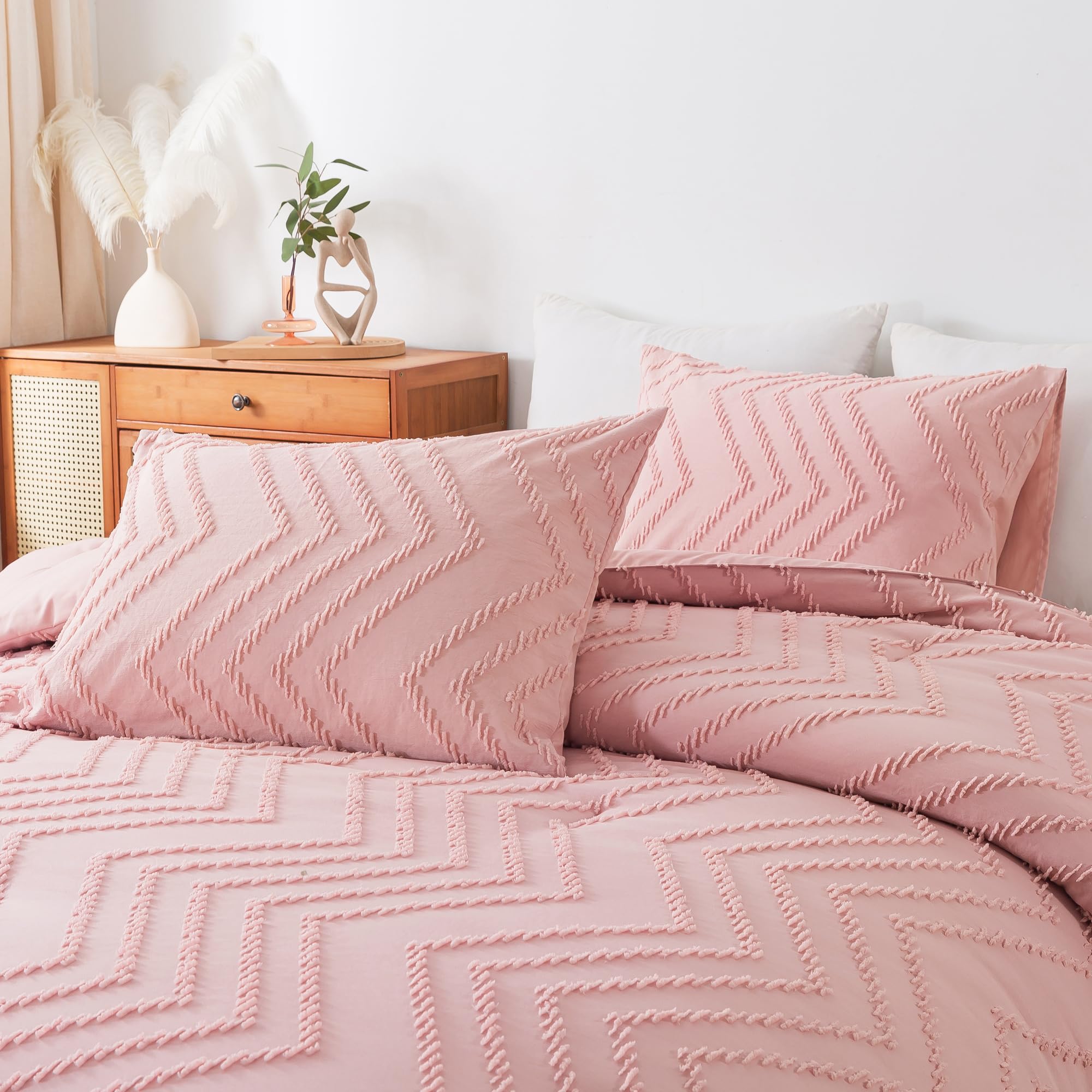 Chevron Tufted Comforter Set – Textured Design, Soft & Lightweight All-Season Bedding