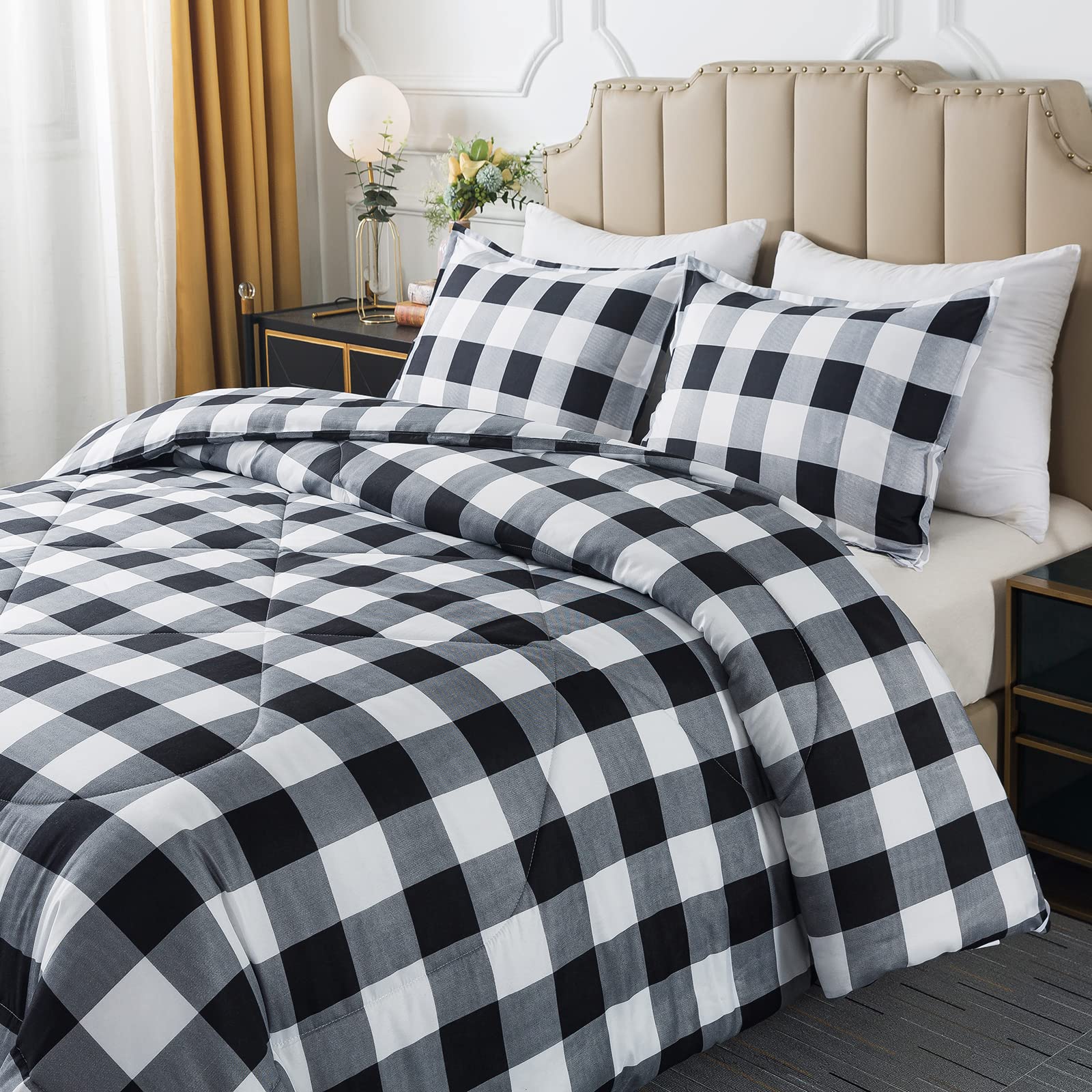 Black & White Checkered Microfiber Comforter Set – Soft Brushed Fabric, Lightweight & Durable Bedding