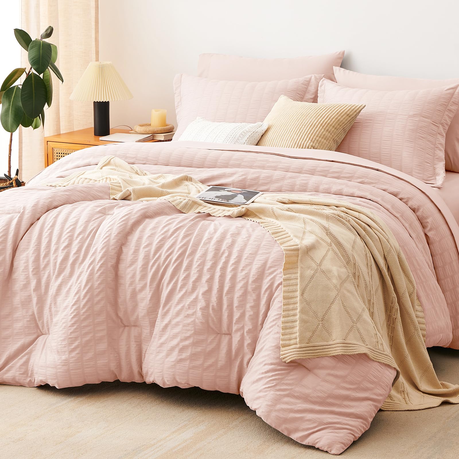Seersucker Comforter Set – Lightweight, Textured & Soft Bedding for All Seasons