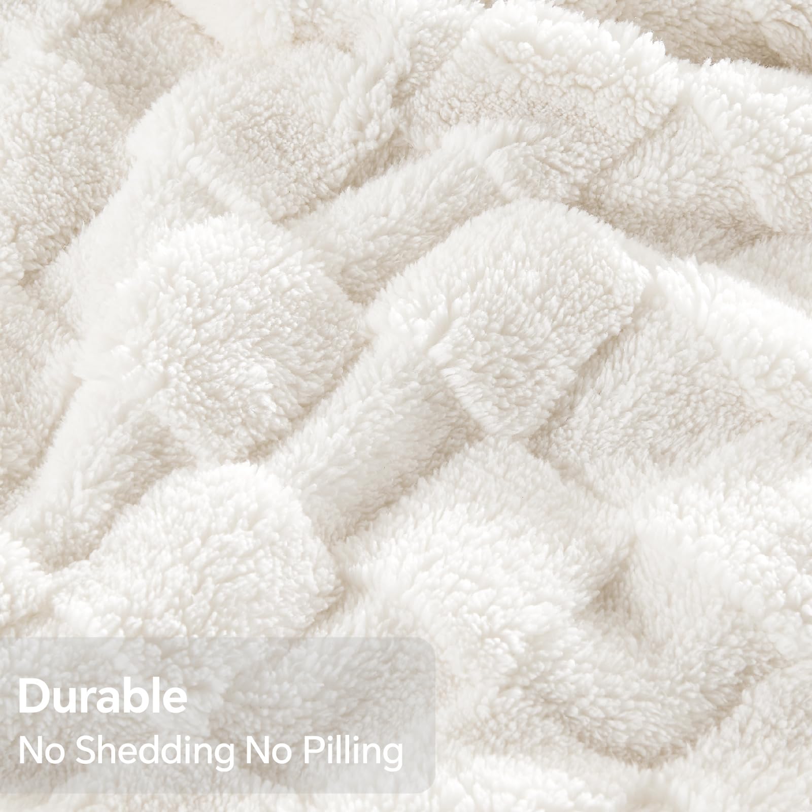 Ultra-Soft Checkered Fleece Blanket Set — Warm, Fluffy, Reversible Winter Bedding