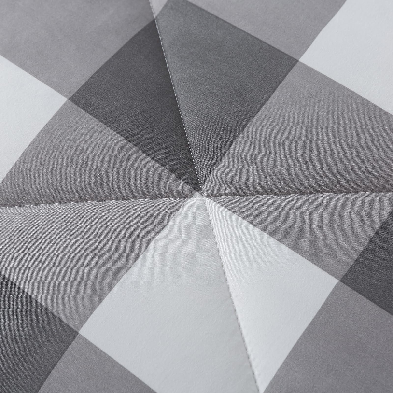 Black & White Checkered Microfiber Comforter Set – Soft Brushed Fabric, Lightweight & Durable Bedding