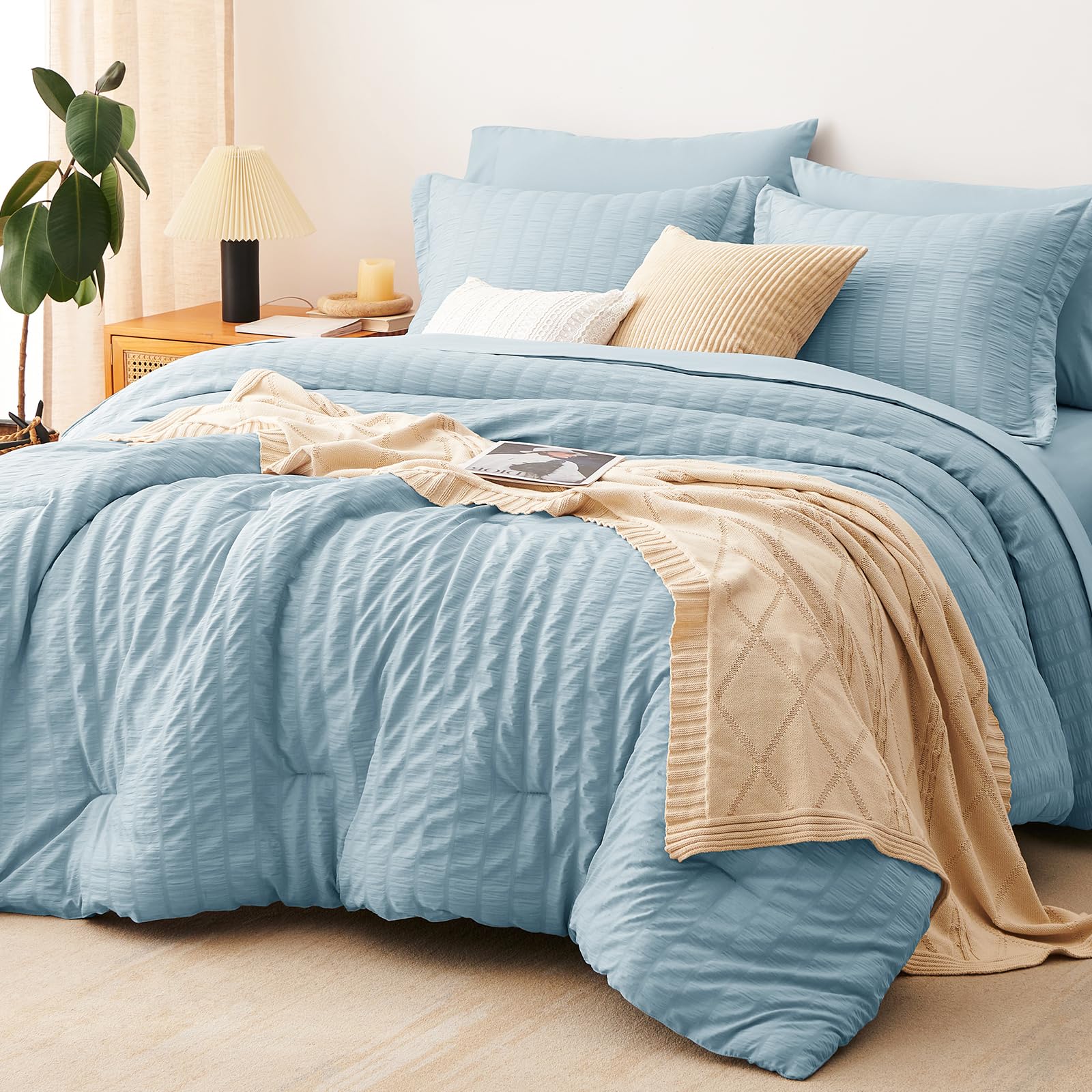 Seersucker Comforter Set – Lightweight, Textured & Soft Bedding for All Seasons