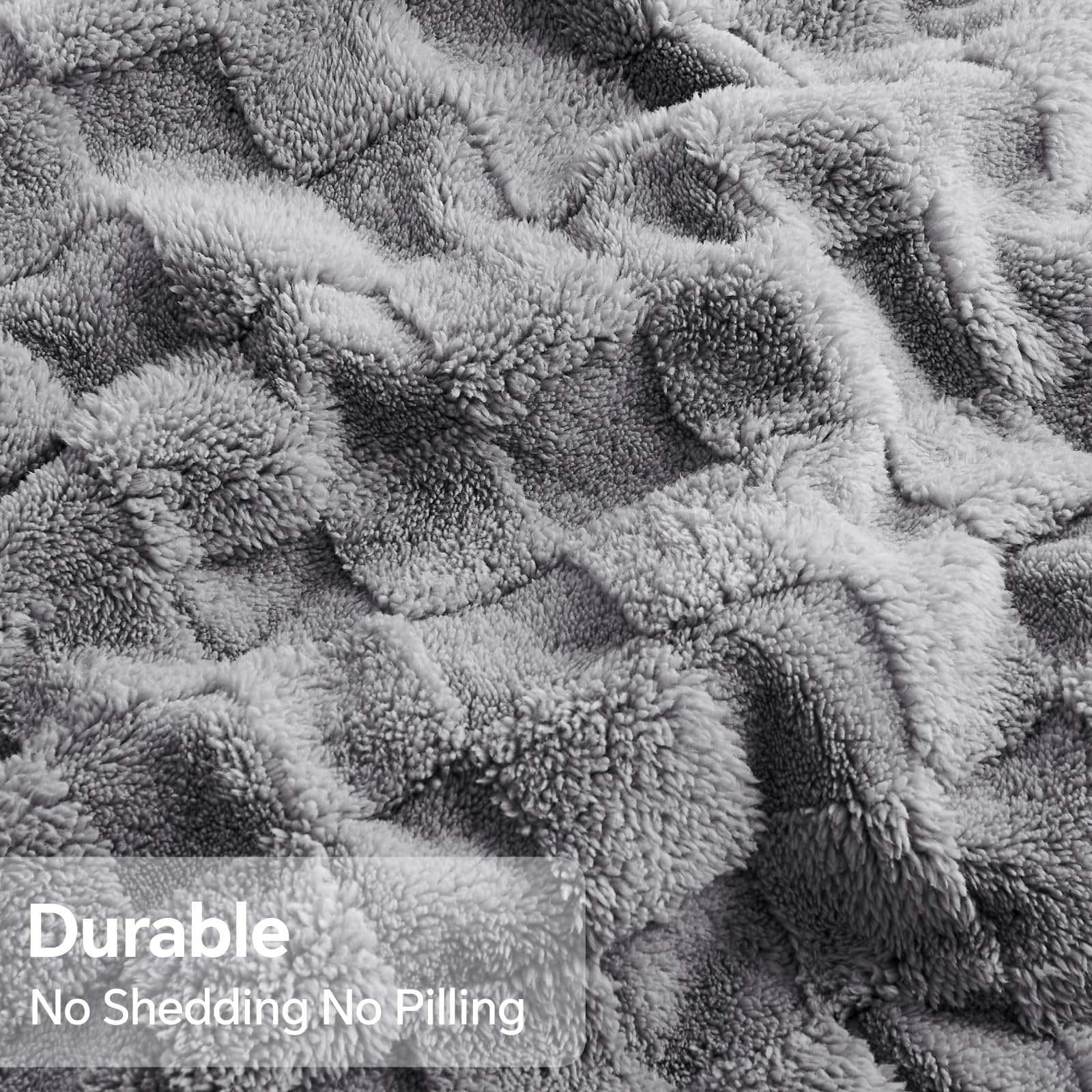 Ultra-Soft Checkered Fleece Blanket Set — Warm, Fluffy, Reversible Winter Bedding