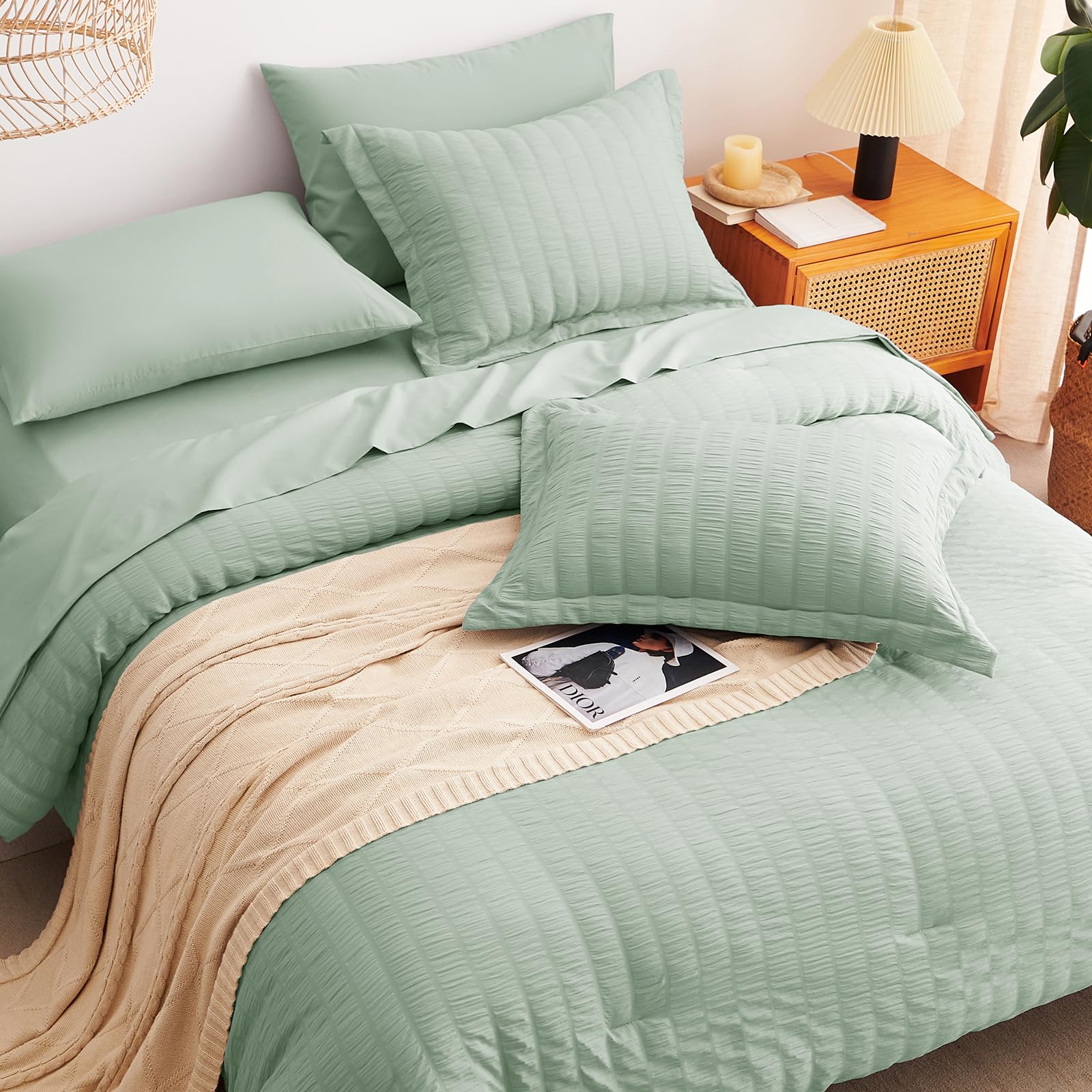 Seersucker Comforter Set – Lightweight, Textured & Soft Bedding for All Seasons