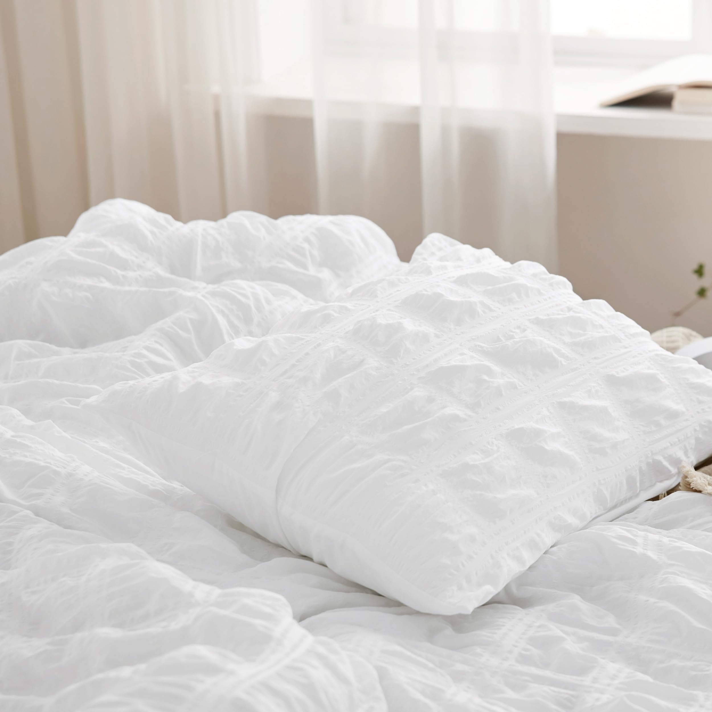 Square Seersucker Comforter Set – Lightweight, Textured & Soft All-Season Bedding